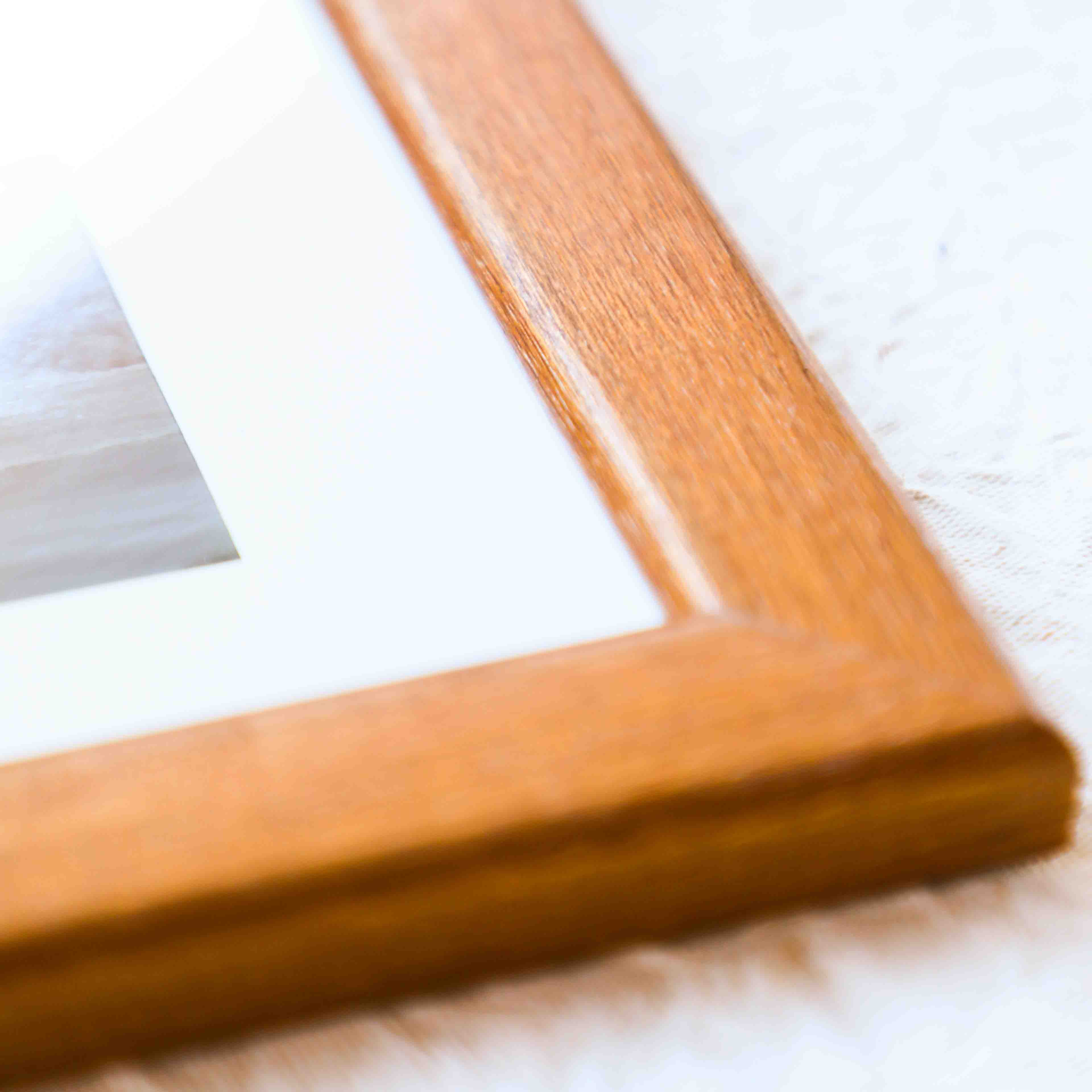 Signature Frame  (Medium)