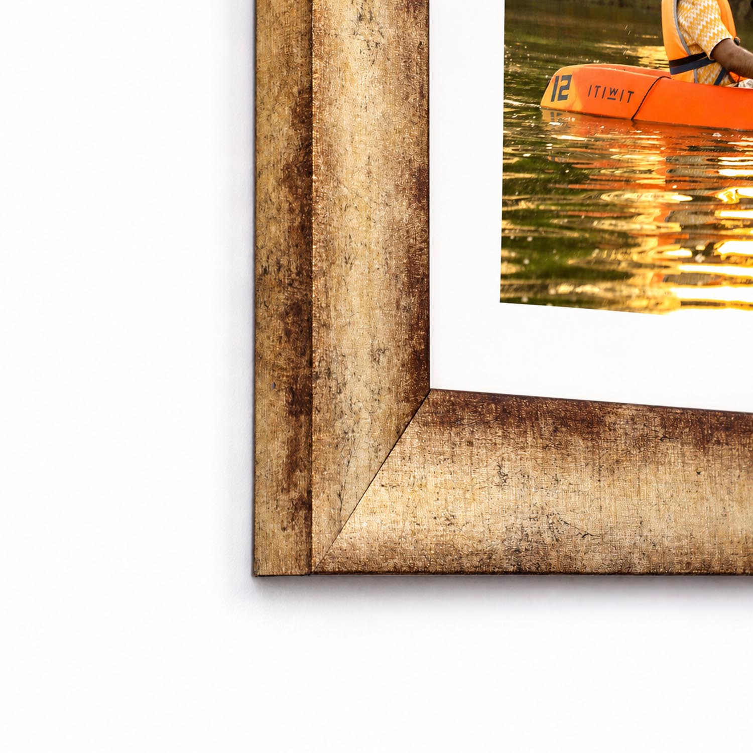 Signature Frame  (Medium)